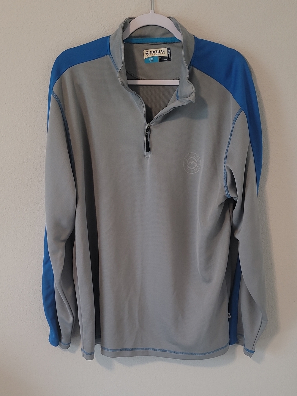 Magellan Outdoors Gray and Blue Quarter-Zip Pullover